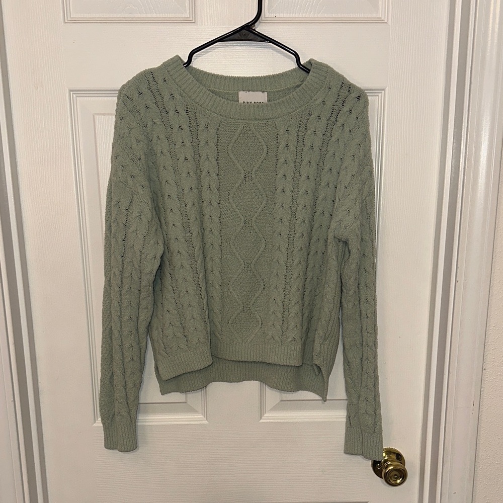 Pink Rose Cable Knit Crewneck Sweater in Green